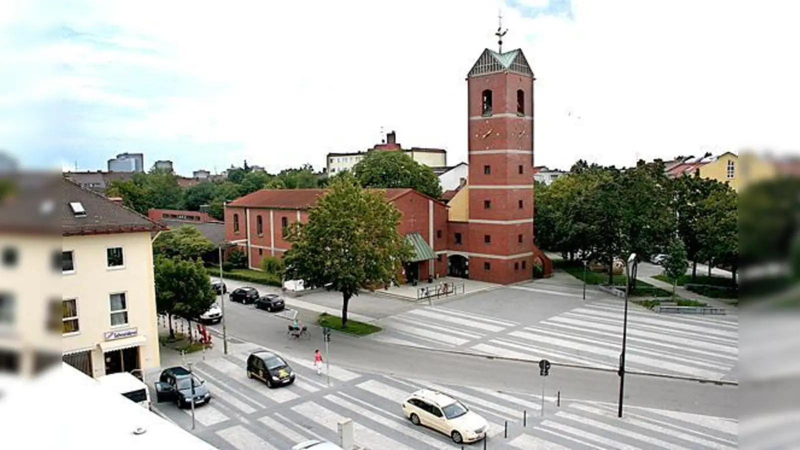 Geplanter Wochenmarkt auf dem Curt-Mezger-Platz: Das Projekt scheitert höchstwahrscheinlich wegen fehlender Stromanschlüsse.	 (Foto: ws)