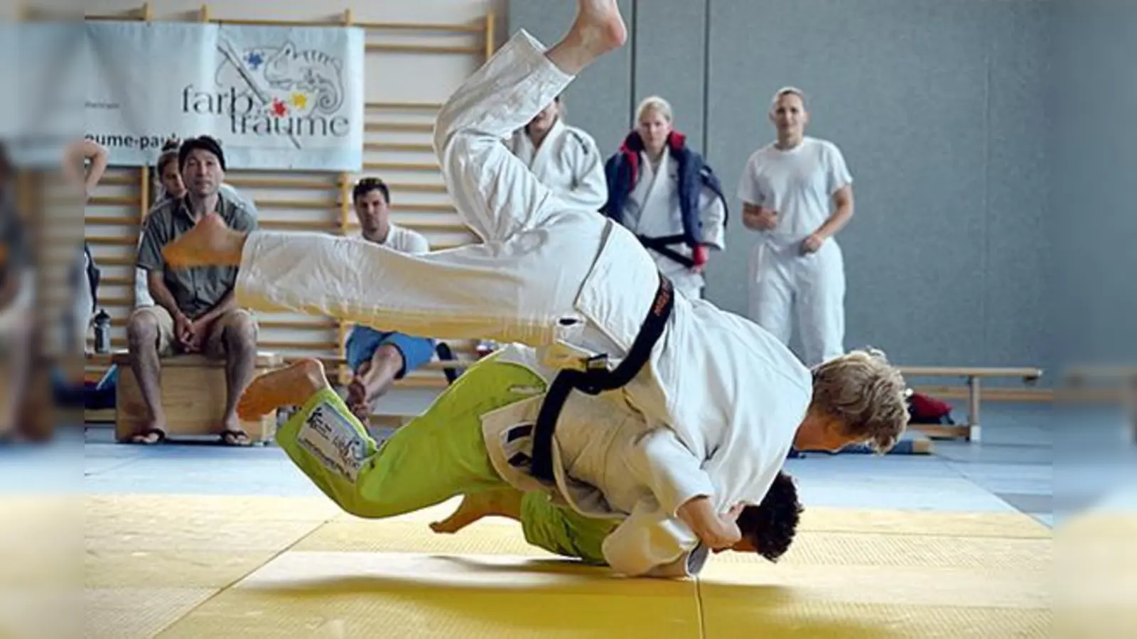 Spannende Wettkämpfe lieferten sich die Kämpfer des Judo-Teams Oberland Holzkirchen.	 (Foto: Franziksa Kirst)
