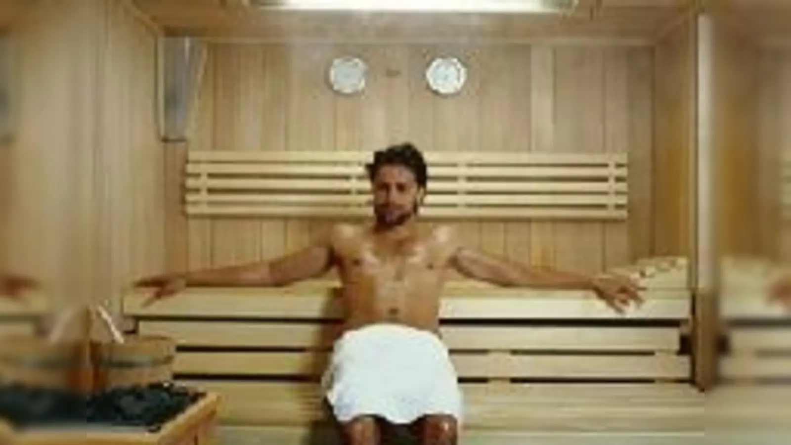 Privater Saunagenuss: Gerade in der kalten Jahreszeit können regelmäßige Saunagänge das Immunsystem stärken.  (Foto: djd/Villeroy & Boch)