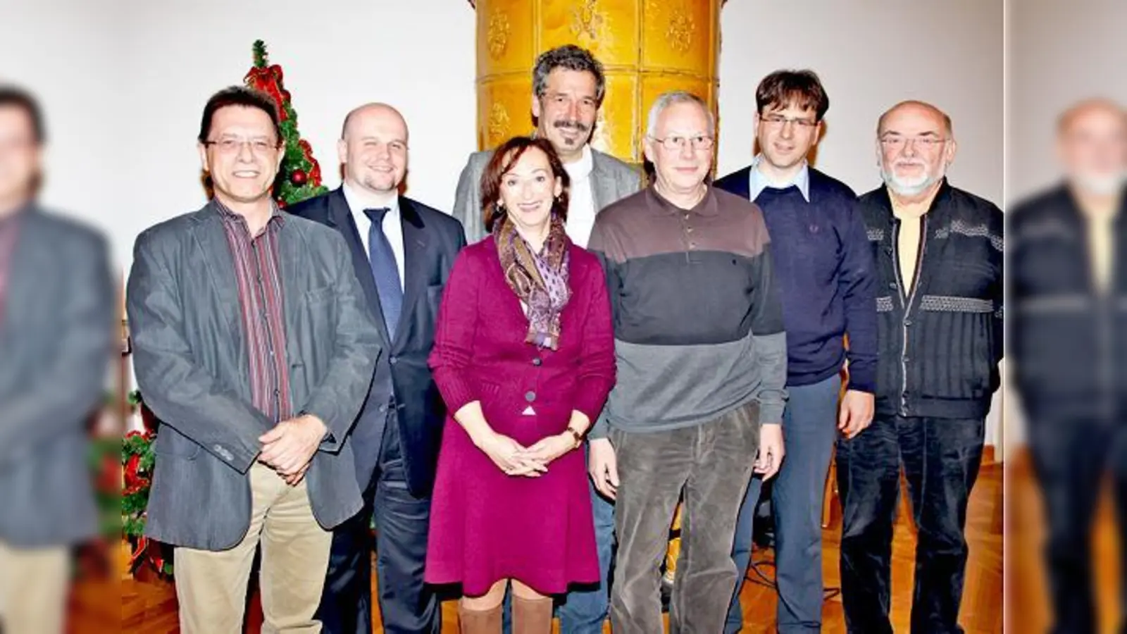Gründungsversammlung (v.li.): 3. Vorsitzender Peter Lang, Kassier Ralf Weber, 2. Vorsitzende Petra Blass, Vorsitzender Gerhart Maier, Pressesprecher Hans Treffer,  (Foto: Gerhard Kunstwadl, Heino Hanke. Klaus Bachhuber wurde zum Schriftführer bestimmt.)