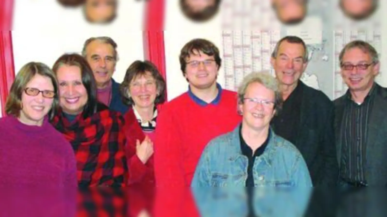 Die Mitglieder des Vorstandes des SPD-Ortsvereins Obermenzing beim Neujahresempfang (v.l.): Almut Germano, Frauenbeauftragte u. Schriftführerin, Graciela de Cammerer, OV-Vorsitzende, Willy Schneider, Arbeitnehmerbeauftragter, Angela Scheibe-Jaeger, stellv. Vorsitzende, Michael Mirwaldt, Jugendbeauftragter, Christel Dill, stellv. Vors., Dr. Peter Knoch, Kassier und Roland Fischer, stellv. Vorsitzender der SPD-München. (Foto: pi)