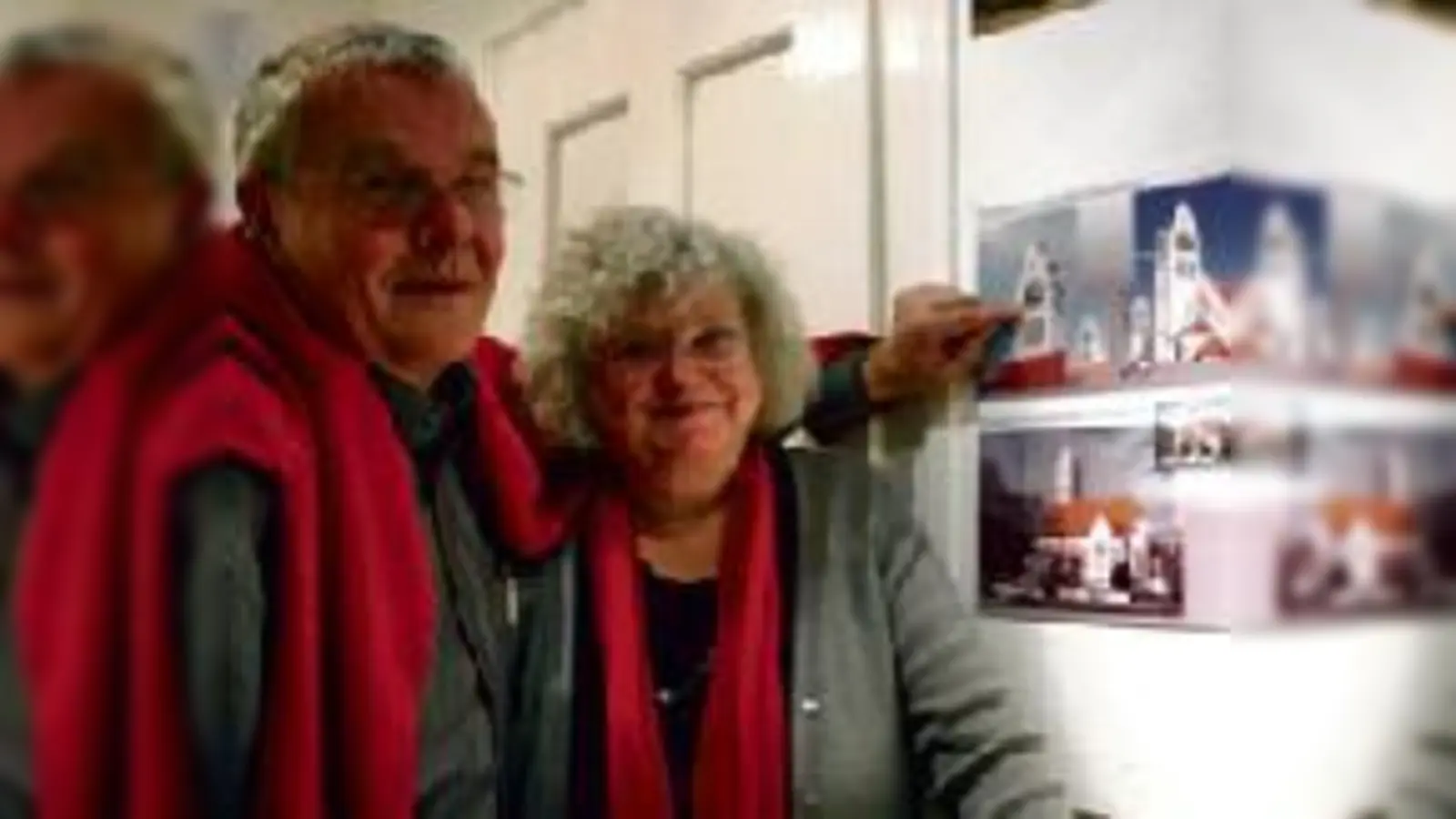 Die Schwabinger Architekten Werner Lederer-Piloty und seine Frau Petra Piloty zeigen die Erlöserkirche vor und nach der Renovierung.	 (Foto: ko)