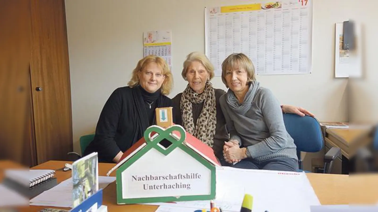 Silke Graf, Monika Datz und Inge Strauß von der Nachbarschaftshilfe Unterhaching freuen sich auf viele aktive Helfer und neue Mitglieder.	 (Foto: hw)