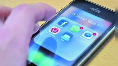 Handys im Wert von 20.000 Euro wurden billig weiterverkauft. (Symbolbild: dm)