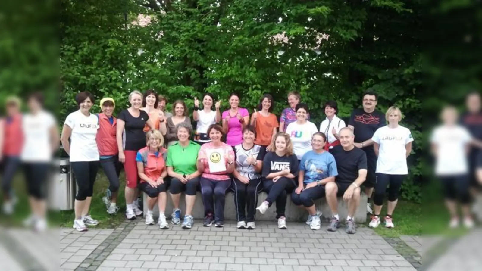 Die stolzen Teilnehmer der Lauf 10-Aktion des PSV Putzbrunn, die allesamt ihr Pensum bei der Abschlussveranstaltung geschafft haben. 	 (Foto: VA)