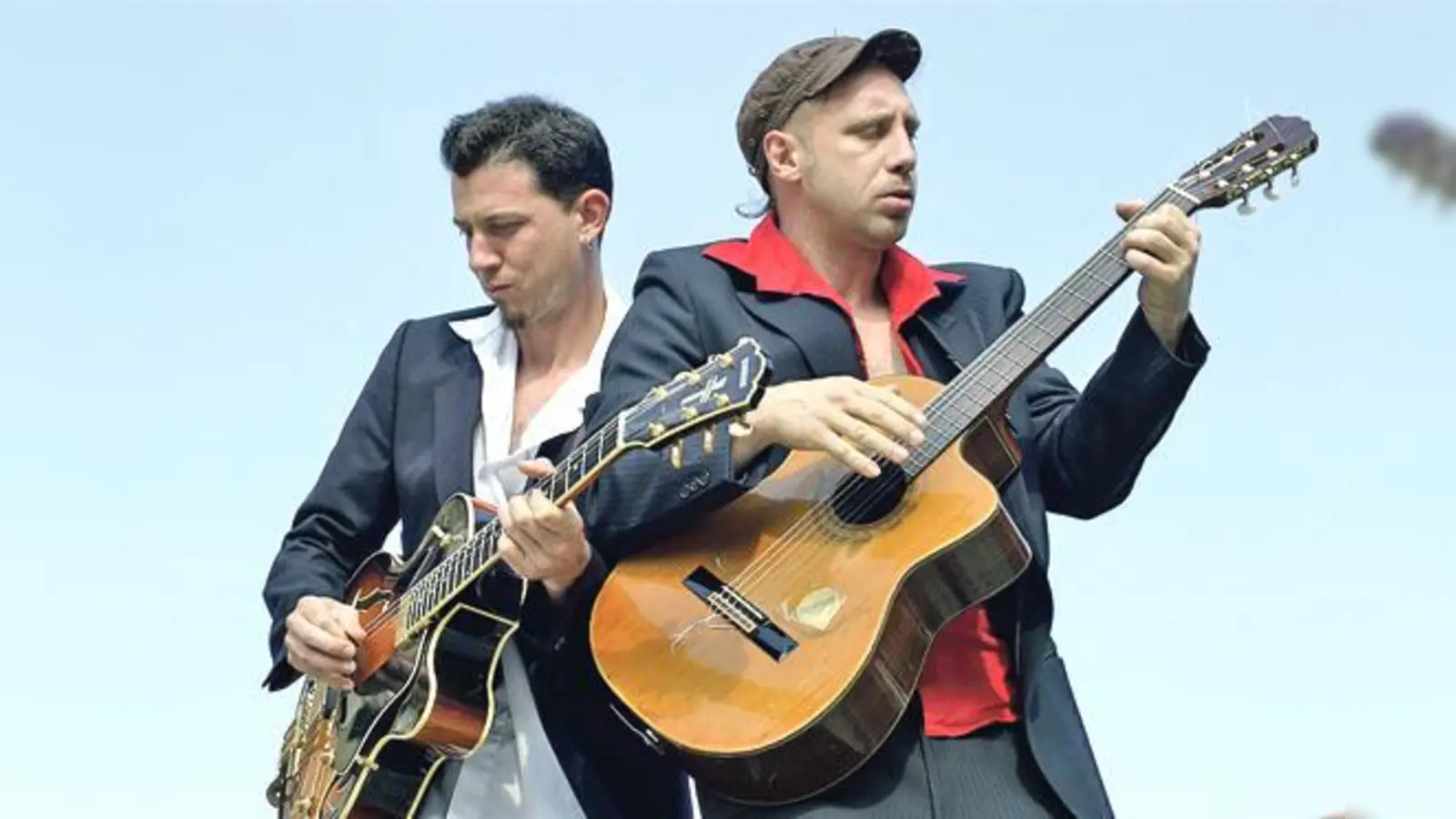 Männer sind Helden  davon überzeugen Les Derhosn das Publikum am 2. März.	 (Foto: VA)