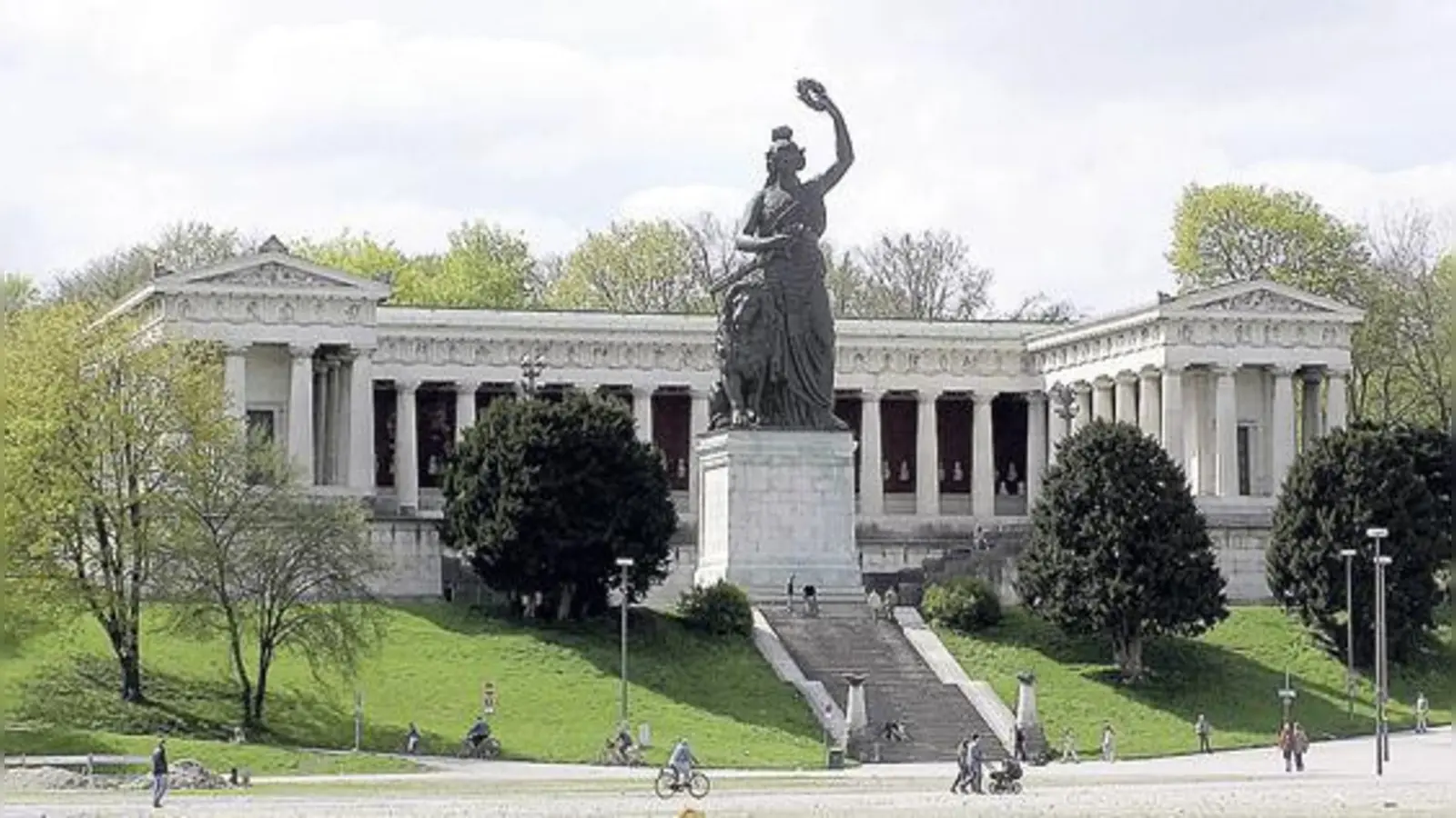 Eine der offenen Münchner »Tafeln« steht im Messepark an der Bavaria. Hier ist ein gemeinsames Picknick mit Spiel, Sport und Spaß geplant.	 (Foto: gemeinfrei)