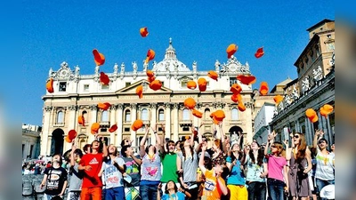 Bei der Romwallfahrt gab es für die Ministranten viele Sehenswürdigkeiten zu entdecken: hier den Petersdom. 	 (Foto: VA)