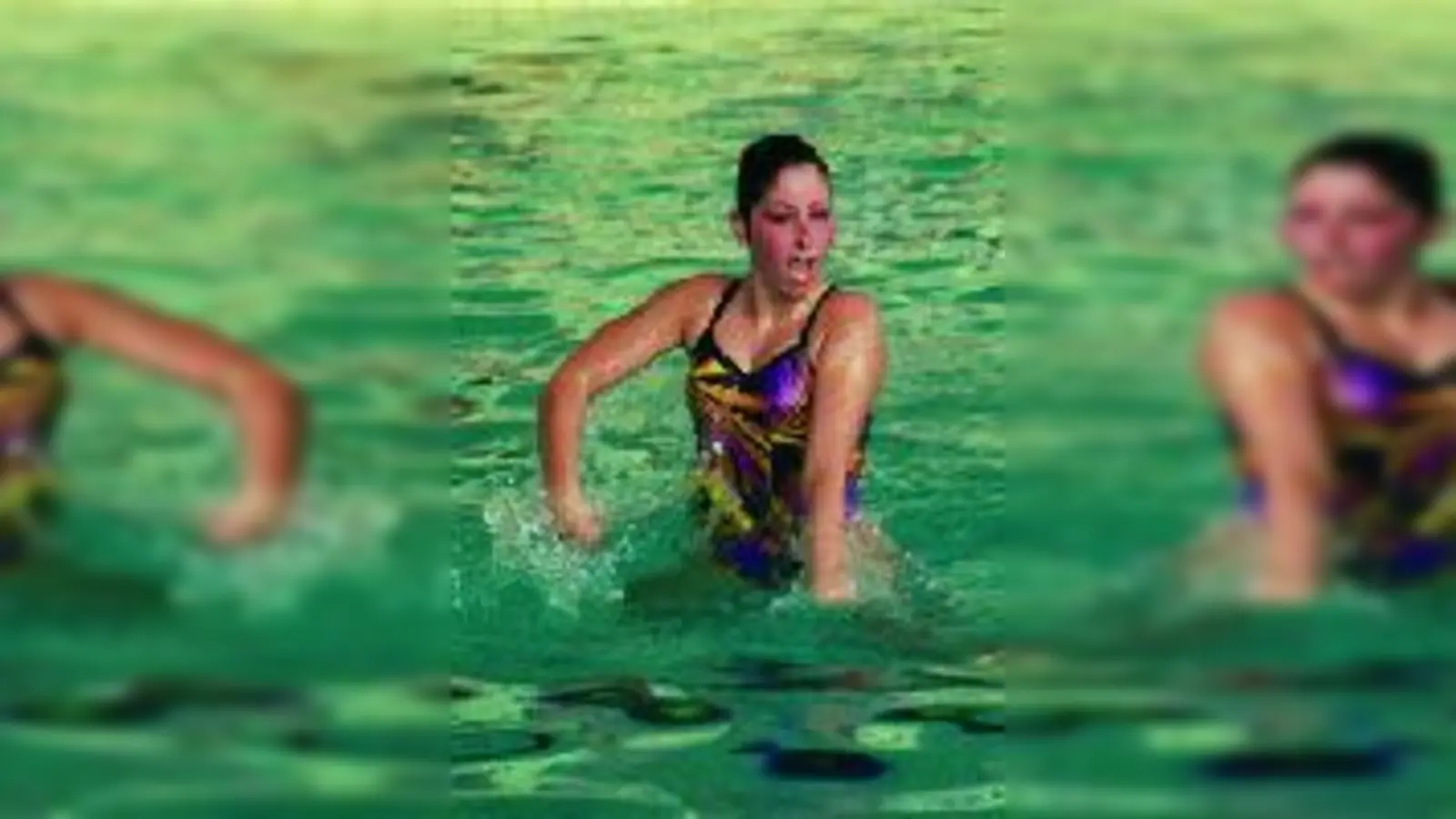 Die »Isarnixen« beherrschen alle  (Kunstschwimm-Varianten.Fotos: MKV)