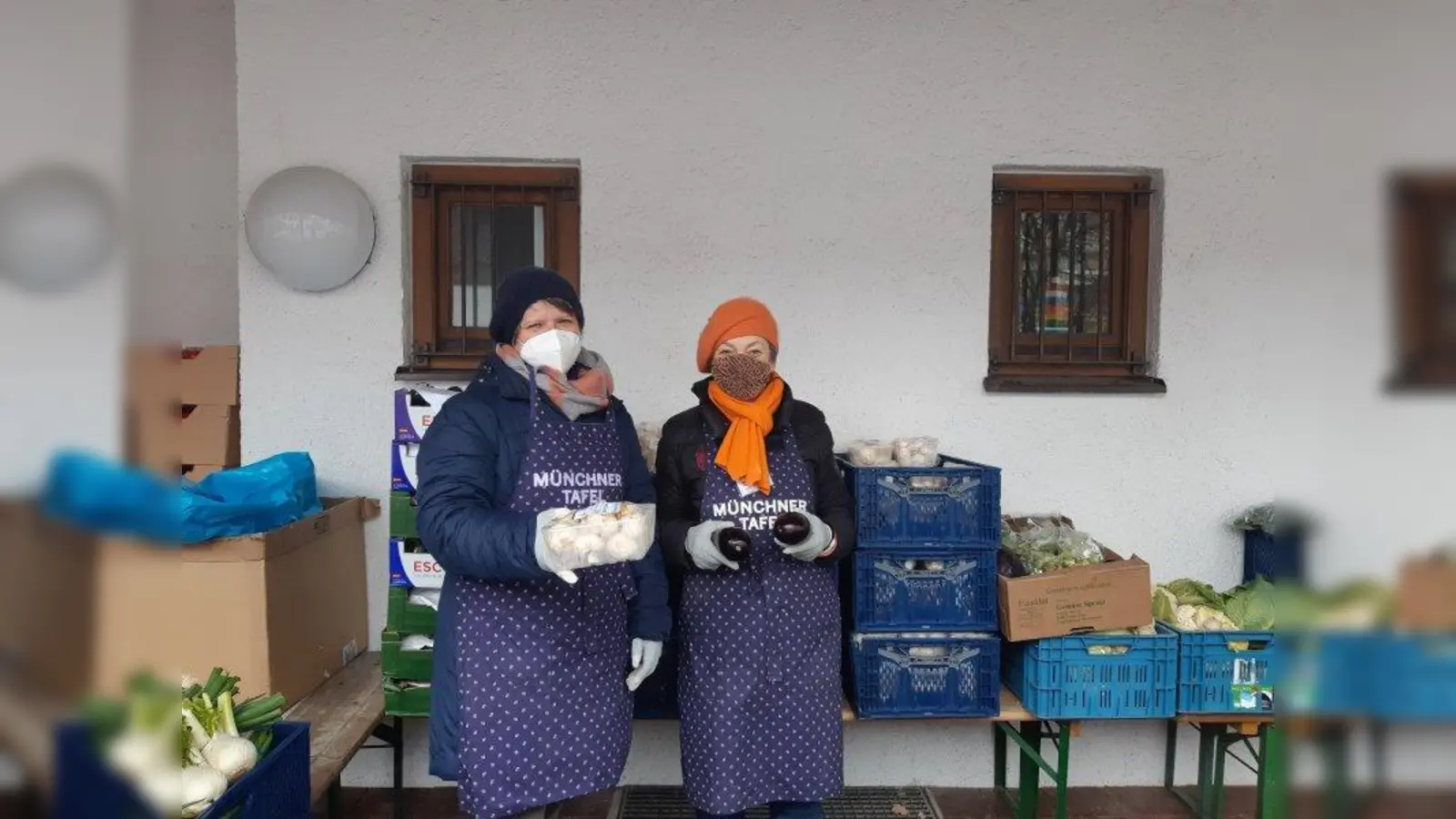 Die Lebensmittelausgabe im Manna-Projekt erfolgt in Kooperation mit der Münchner Tafel, die die Waren liefert. (Foto: Caritas)