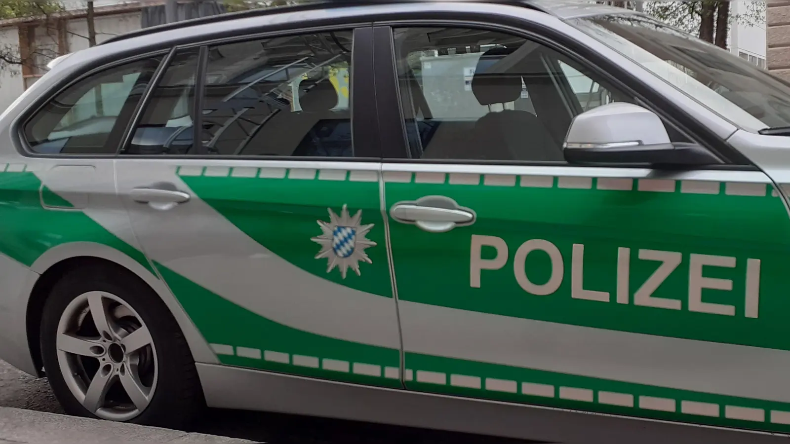 Zwei Männer wurden auf der Autobahn in einem Taxi festgestellt und festgenommen.  (Foto: mha)