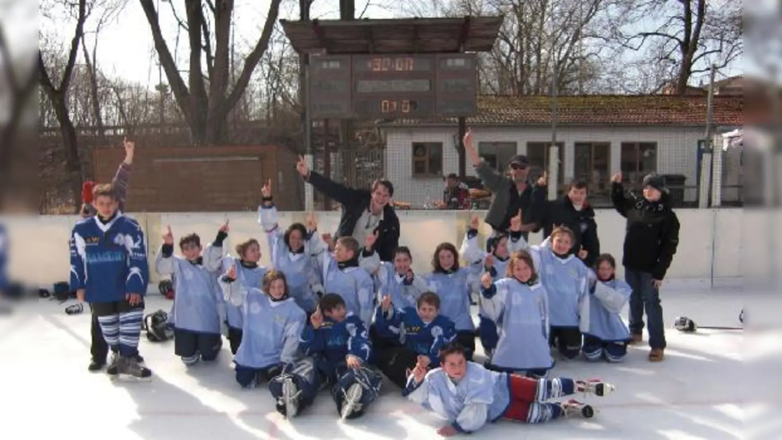 Die erfolgreiche Kleinschülermannschaft der SG ESC München/EV Moosburg.	 (Foto: Gerhard Mittag)