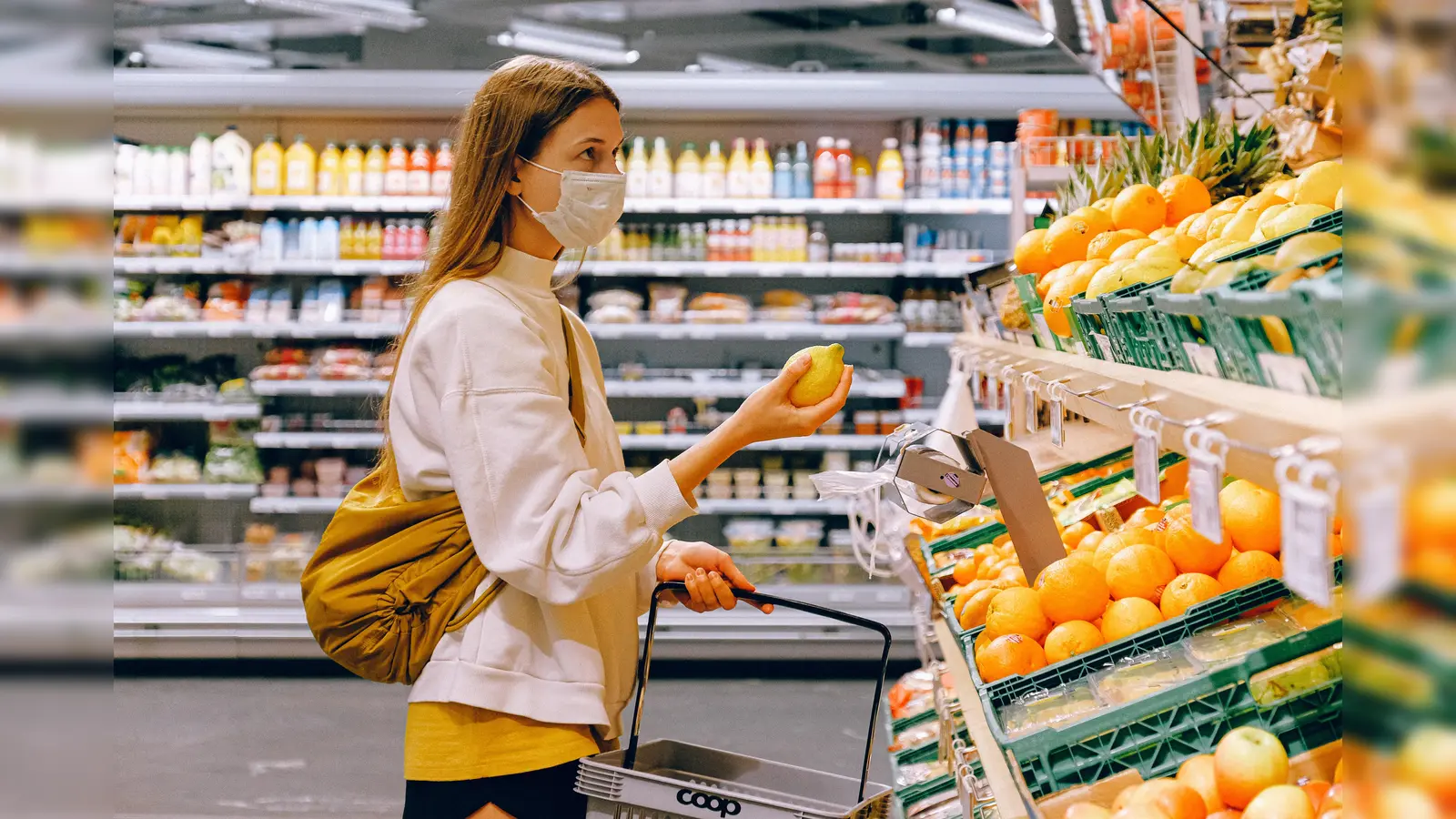 In Bayern ab sofort Pflicht für alle: Ein Mundschutz beim Einkaufen und in den Öffis.  (Foto: CC0)