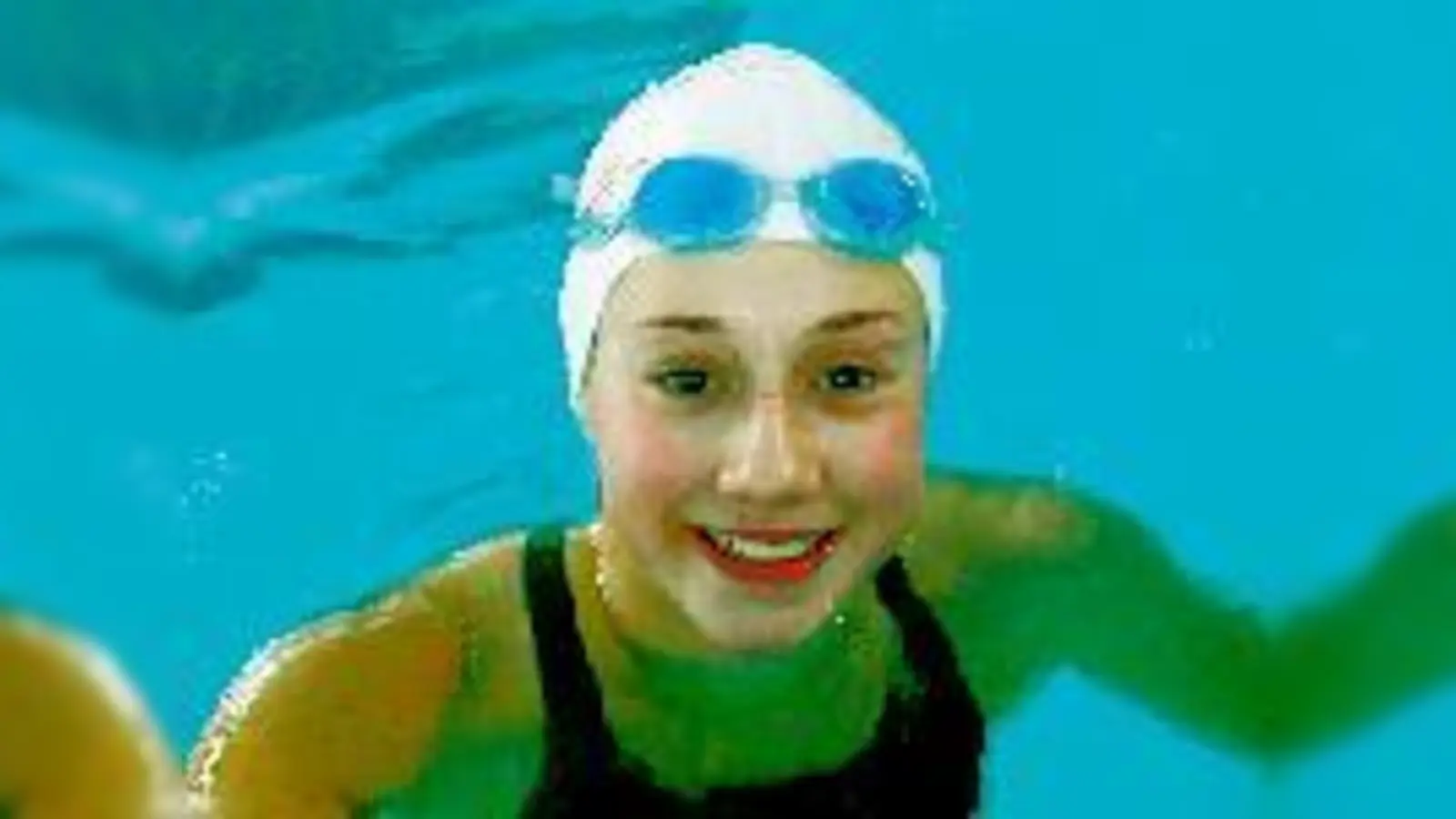 Veronika Ehrenbauer hat allen Grund zum Strahlen, sie holte zwei Silbermedaillen.	 (Foto: Privat)