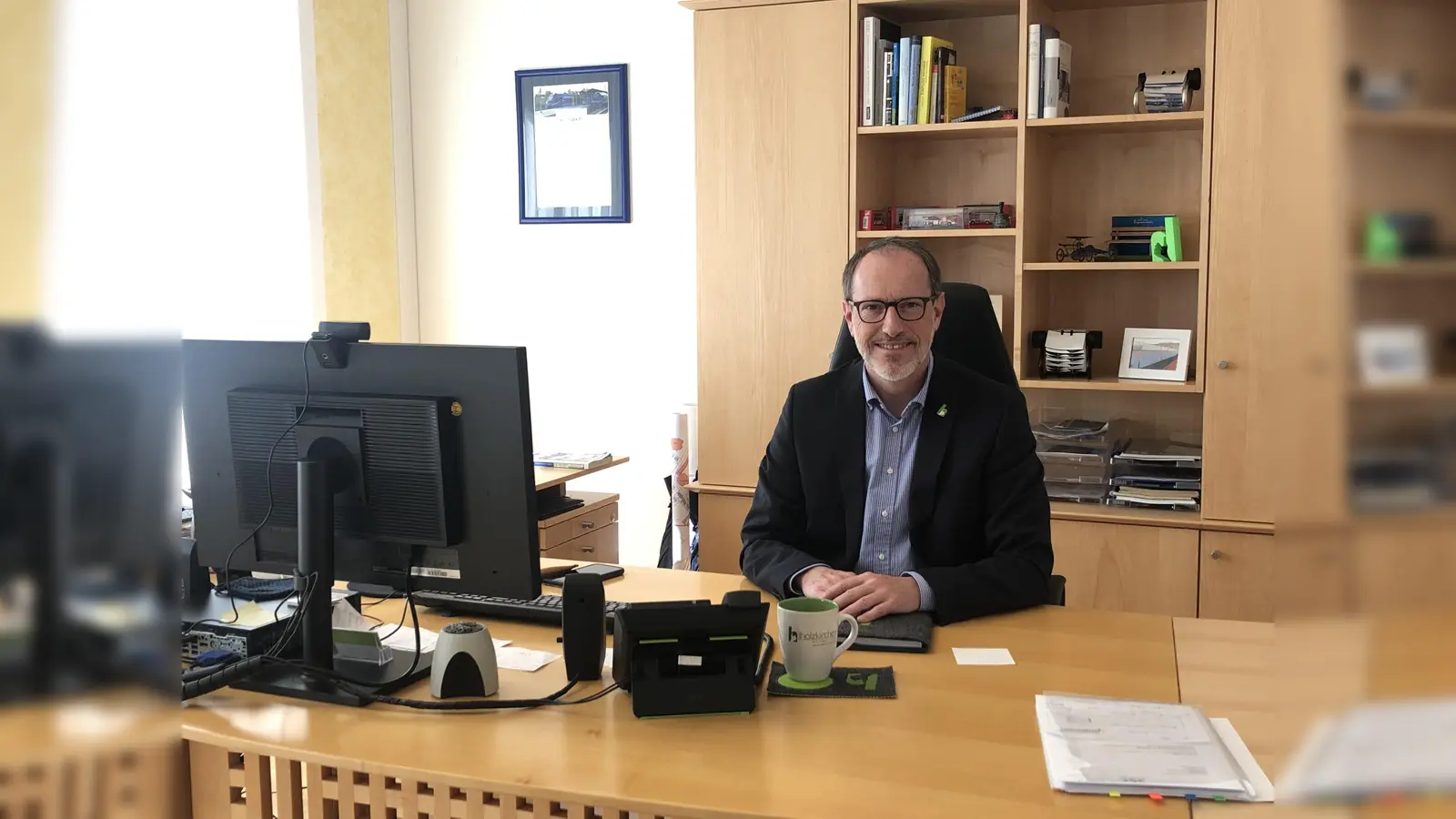 Bürgermeister Christoph Schmid freut sich auf das Gespräch mit den Bürgern Holzkirchens. (Foto: hw)