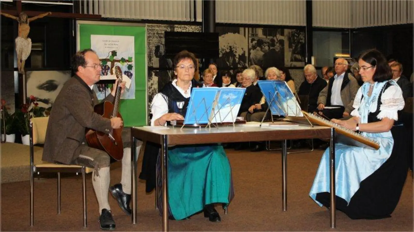 Dass Kirchenmusik mehr als die Gestaltung der Liturgie mit Messgesängen ist, zeigte die Maxhofer Saitenmusik schon beim Konzert 2012. (Foto: pi)
