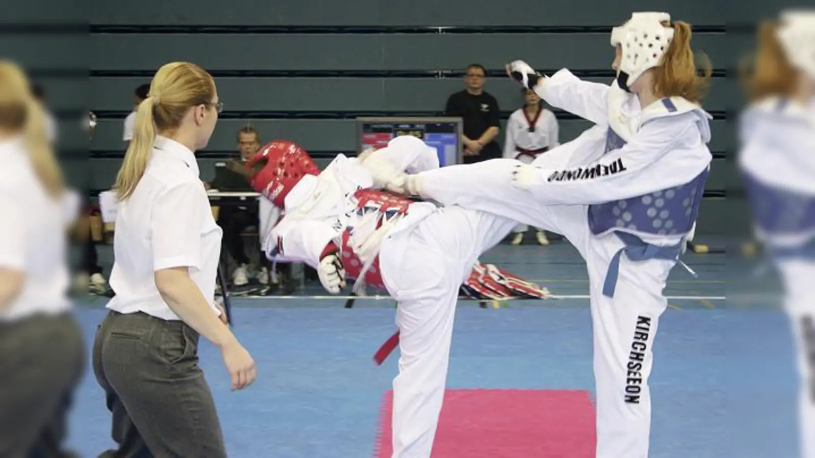 Alina Kunze mit der blauen Weste kämpfte tapfer. Trotz Niederlage im Halbfinale konnte sie sich über eine Bronzemedaille freuen. 	 (Foto: privat)