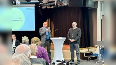 Frieder Vogelsgesang vom BA 21 und Pascal Fuckerieder vom BA 23. (Foto: Ulrike Seiffert)