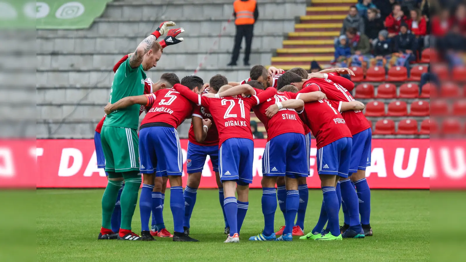 Schützenfeste, viele Unentschieden und 821 torlose Minuten; Für die SpVgg Unterhaching war in der Saison 2018/19 (fast) alles drin. Jetzt kommt noch der Börsengang. (Foto: Christian Riedel)