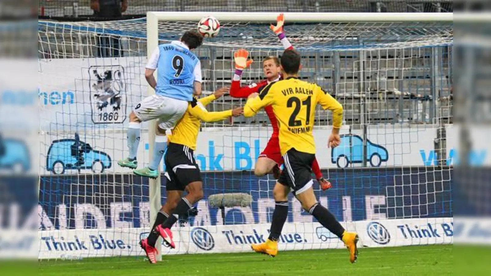 Sprungstark: Rodri beim Ausgleichstreffer.  (Foto: A. Wild)