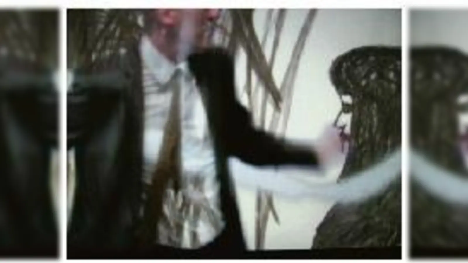 Ein Spiel mit Identität: Neue Ausstellung in der Färberei. 	 (Foto: VA)