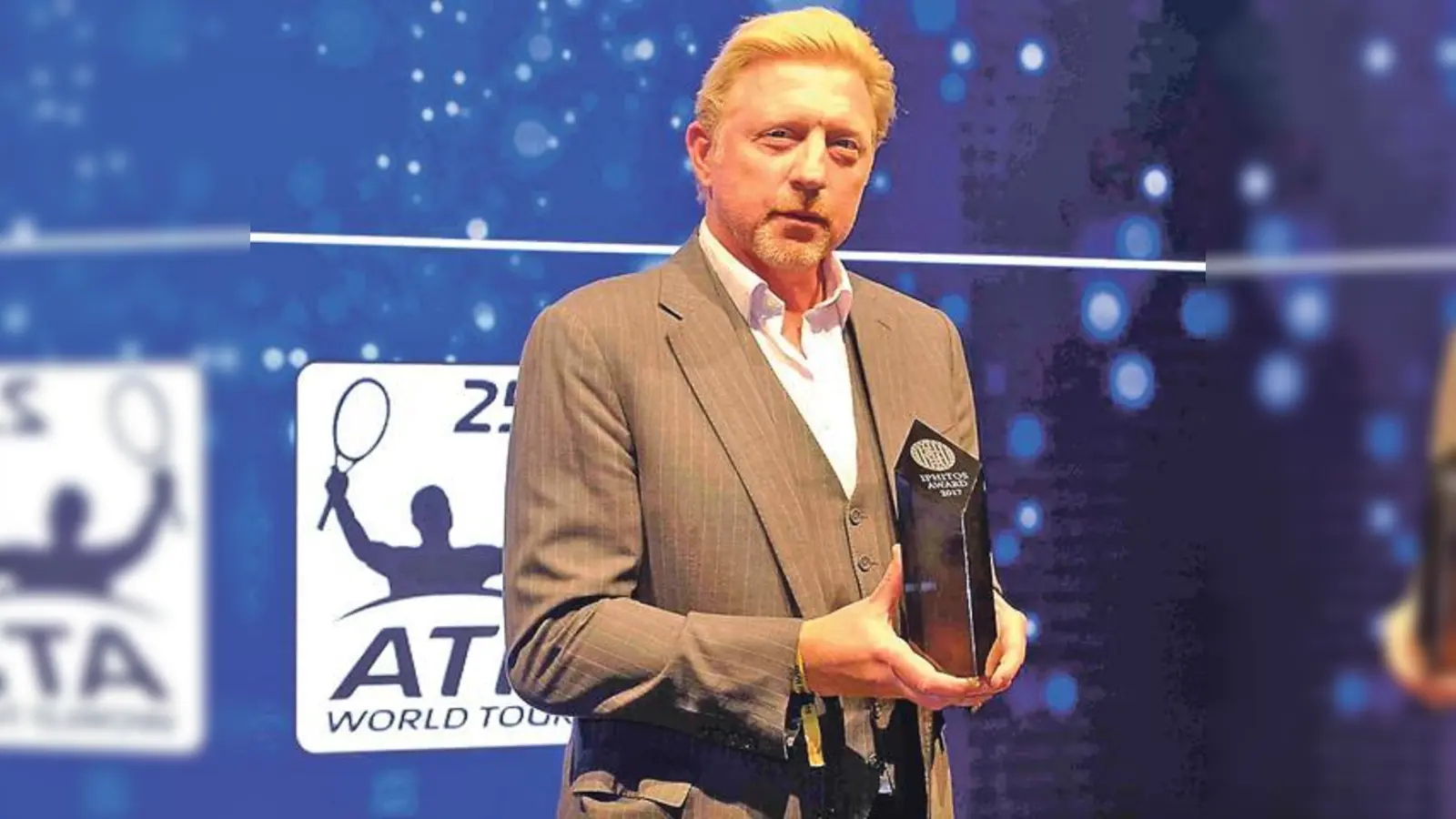 Stolz nahm Boris Becker den Iphitos Award entgegen. Die Auszeichnung ist Anerkennung dessen, was der Sportler auf und neben dem Court geleistet hat.	 (Foto: Robert Bösl)