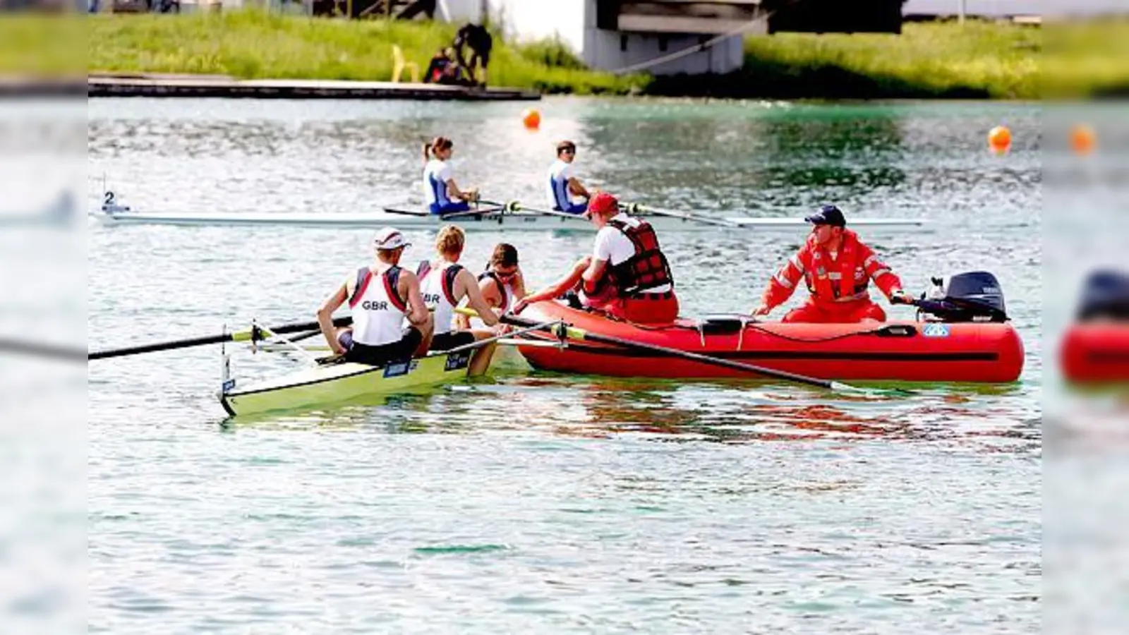 Die Wasserwacht gewährleistete größtmögliche Sicherheit auf der Regatta-Strecke.	 (Foto: VA)