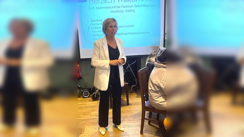Vize-Landrätin Anita Meinelt besuchte die Parkinson-Selbsthilfegruppe Moosburg-Freising. (Foto: Riediger)