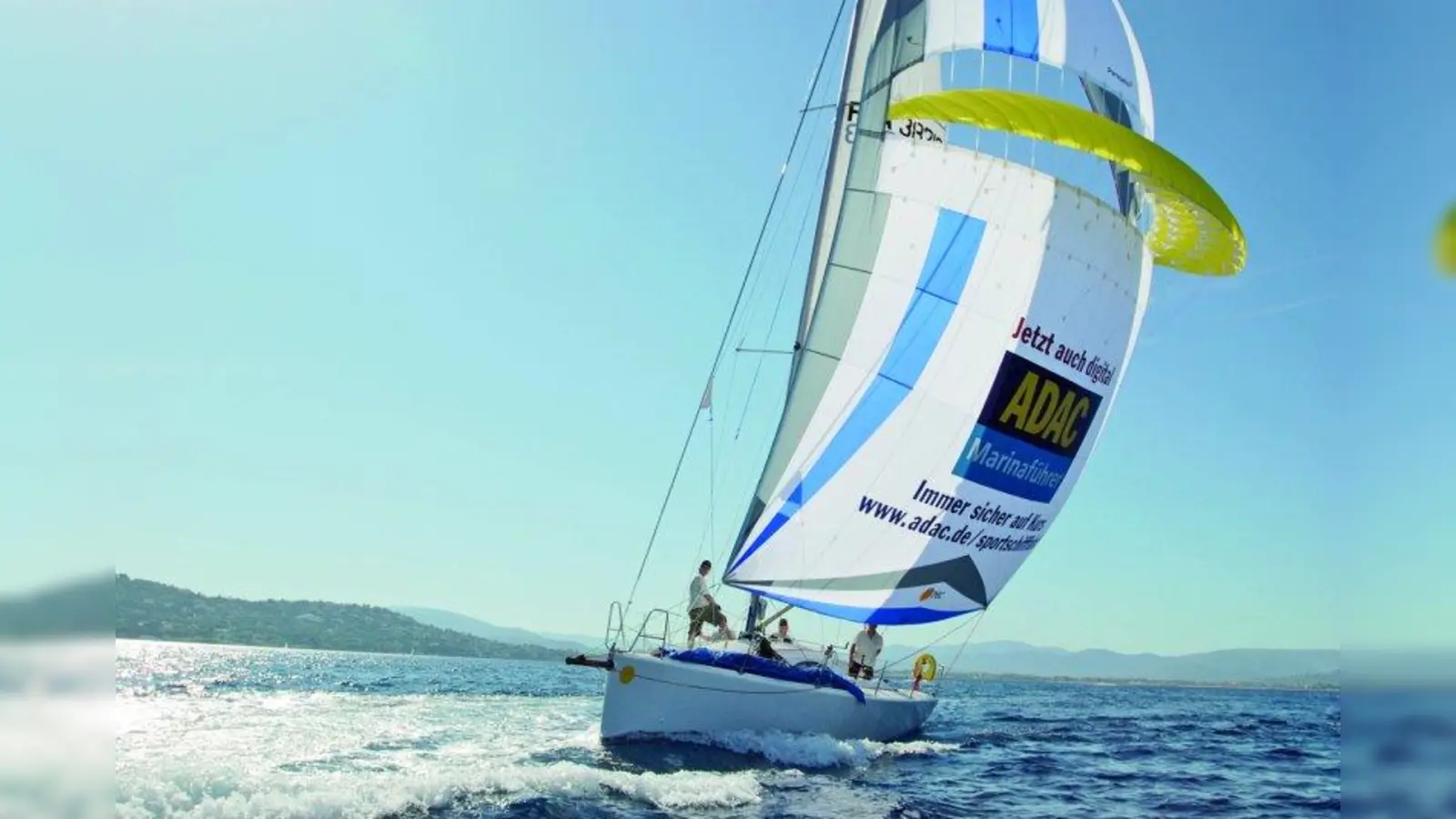 Mit dem ADAC sind Skipper und Bootsfahrer immer auf dem richtigen Kurs. (Foto: ADAC)