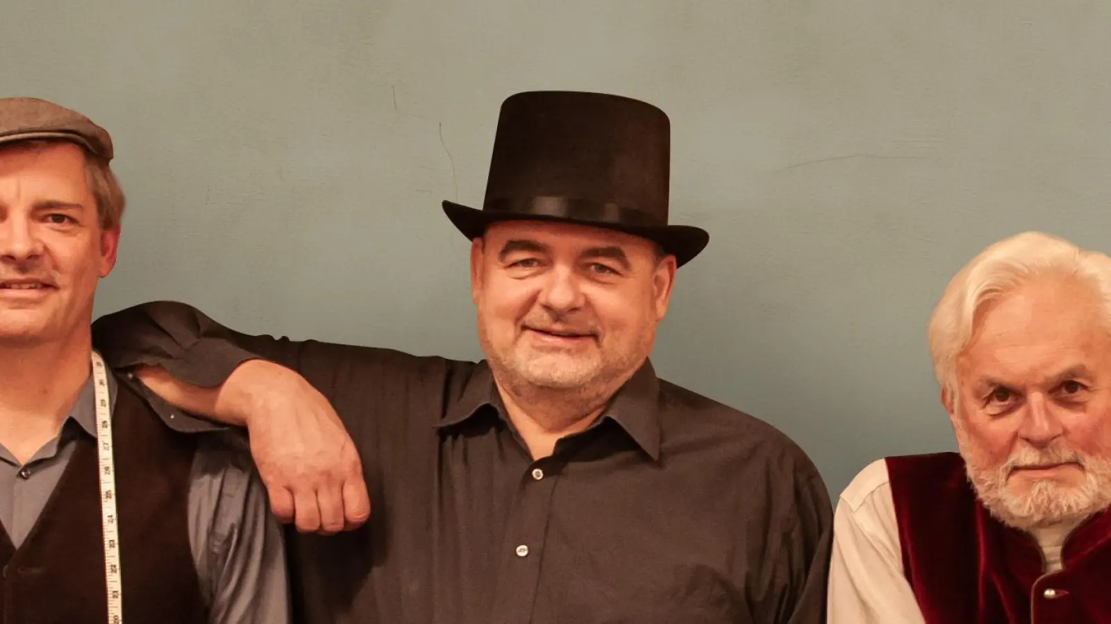 Das Ensemble des Ammerseer Bauerntheaters spielt am 3. und 4. Mai im Kultursaal des Arthotel Herrsching. (Foto: Ammerseer Bauerntheater)