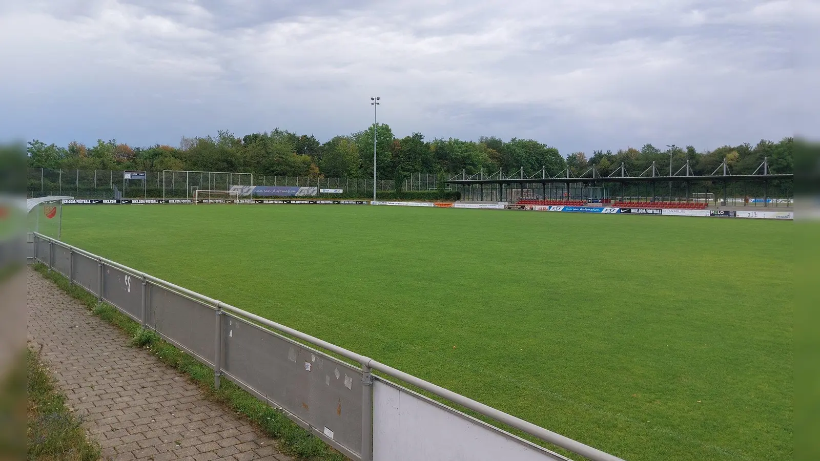 Im Sportpark Heimstetten steigt das Eröffnungsspiel der Bayernliga Süd 2024/25. (Foto: bas)