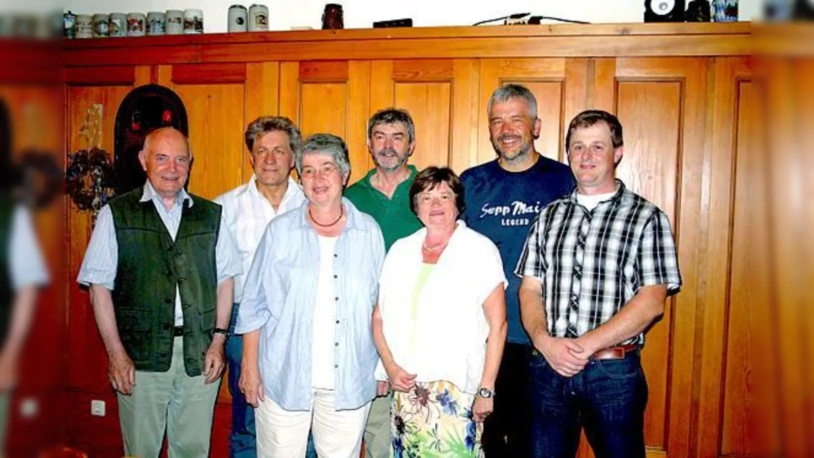 Sie führen den Heimat- und Geschichtsverein (v.l.): Otto Steinberger (Vize), Harald Printz, Renate Singer (beide Beisitzer), Ernest Lang (Vorsitzender), Erika Hinterberger (Schriftührerin), Nobert Manhart (Kassier) und Markus Funke (Beisitzer).  (F: bb)
