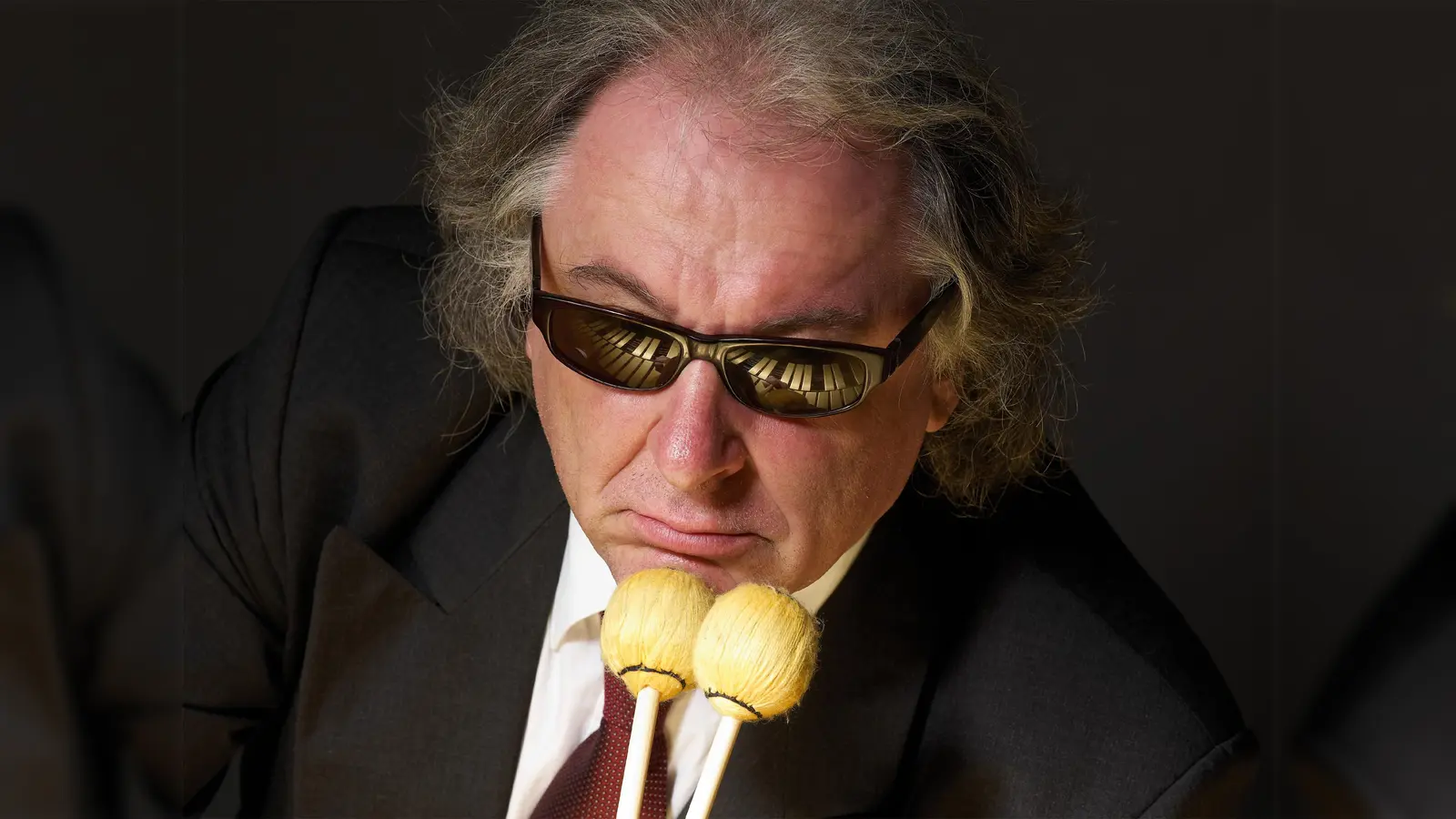 Dizzy Krisch ist der Bandleader und spielt am Vibraphon. (Foto: VA)