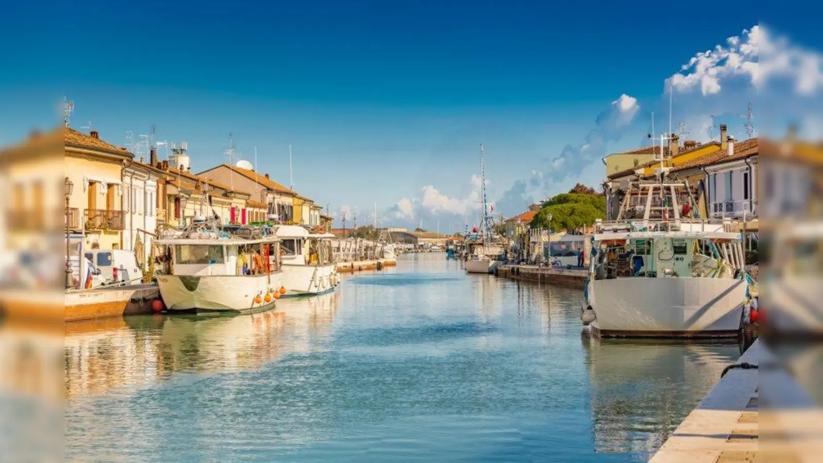 Der Hafenkanal von Cesenatico lädt zum eindrucksvollen Spaziergang ein. (Foto: Fotolia)