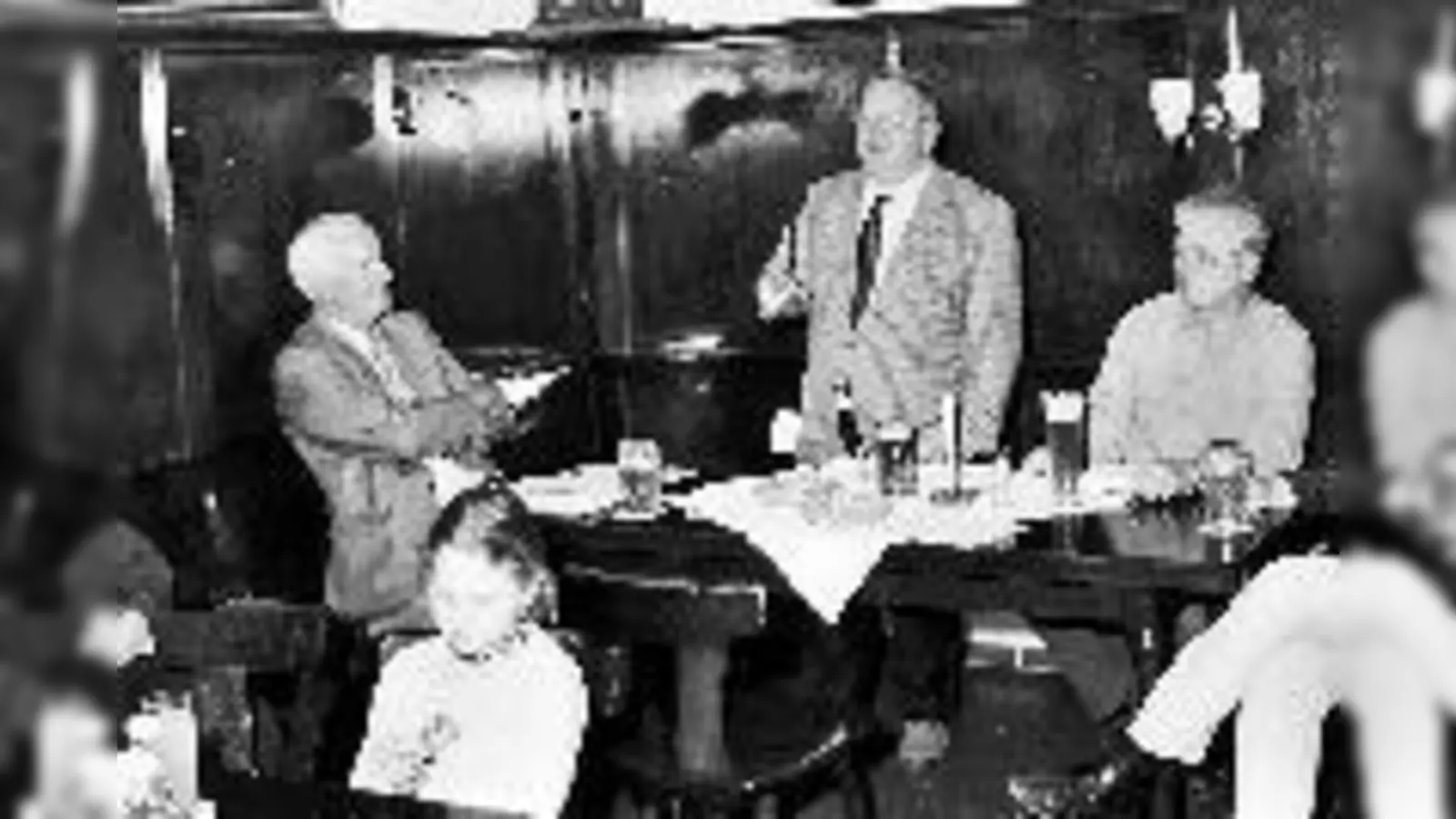 Ortsvorsitzender Bodo Trecker, Bundestagsabgeordneter Herbert Frankenhauser und stv. Ortsvorsitzender Wünsche (v. links).	 (Foto: Privat)