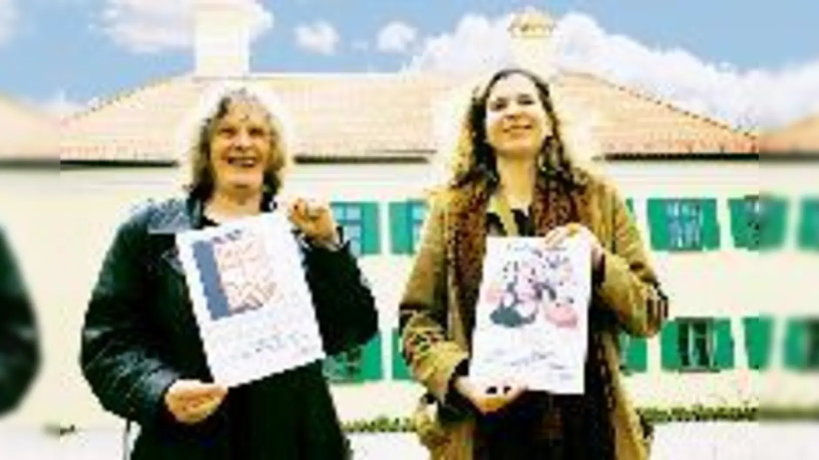 Was »Die Linie 1« im Pelkovenschlössl auf die Beine stellt, präsentieren hier Hiltraut Pusch-Zilker (li.) und Julia Schönfeld.	 (Foto: cr)