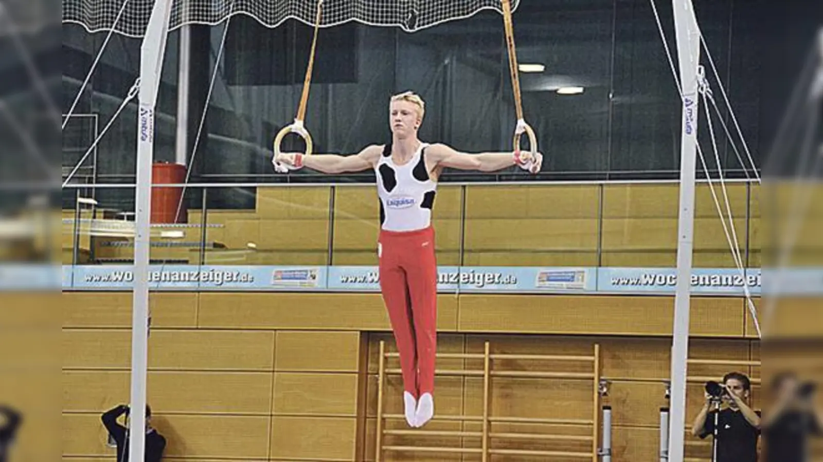 Felix Remuta beim U 18 Länderkampf gegen Italien an den Ringen.	 (Foto: privat)