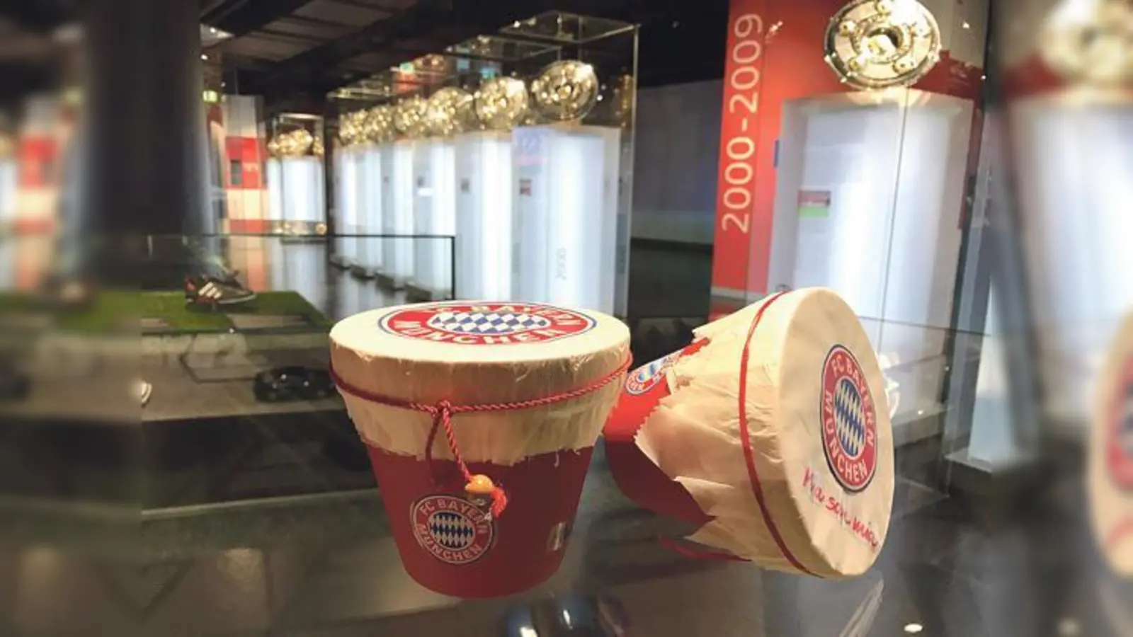 Von den ersten Tagen des Vereins im Jahr 1900 zieht sich der Bogen bis hin zur Gegenwart des 26-fachen deutschen Meisters und fünffachen europäischen Vereins-Champions.	 (Foto: FCB)