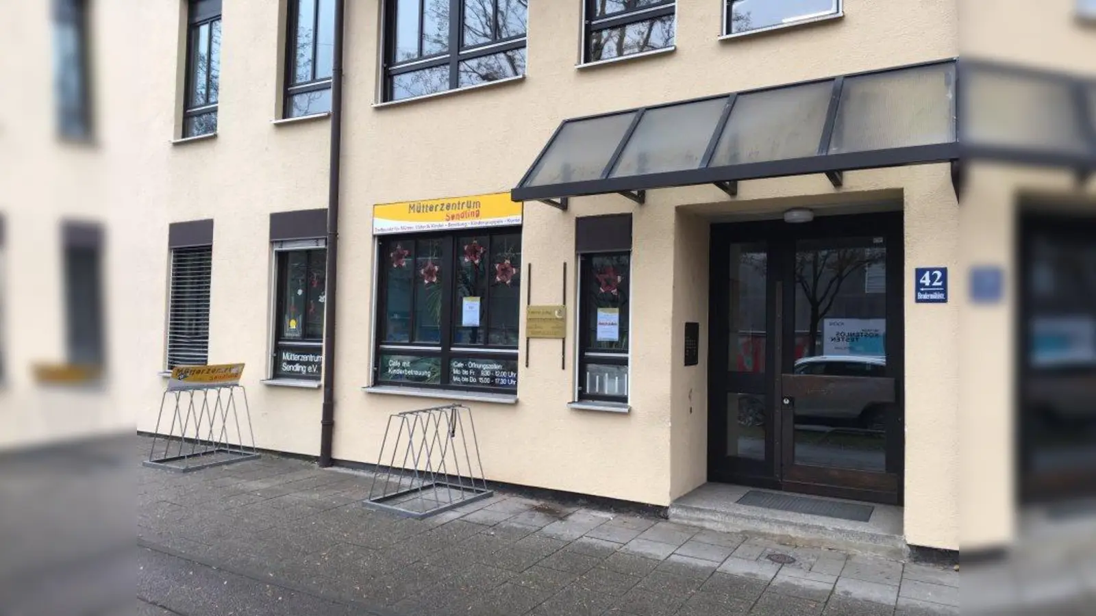 Das Mütterzentrum (Brudermühlstr. 42) lädt Familien mit Kindern in diesem Sommer zu verschiedenen Veranstaltungen im Rahmen des Ferienangebotes wie der Riesenseifenblasen-Aktion in der Sommerstraße (Schöttlstraße) ein. (Foto: lsc)