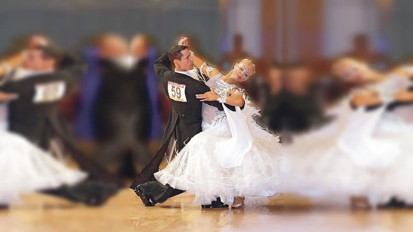 Julian und Brigitte Heubeck tanzten sich in Antwerpen bis auf den Finalanschlussplatz.	 (Foto: privat)