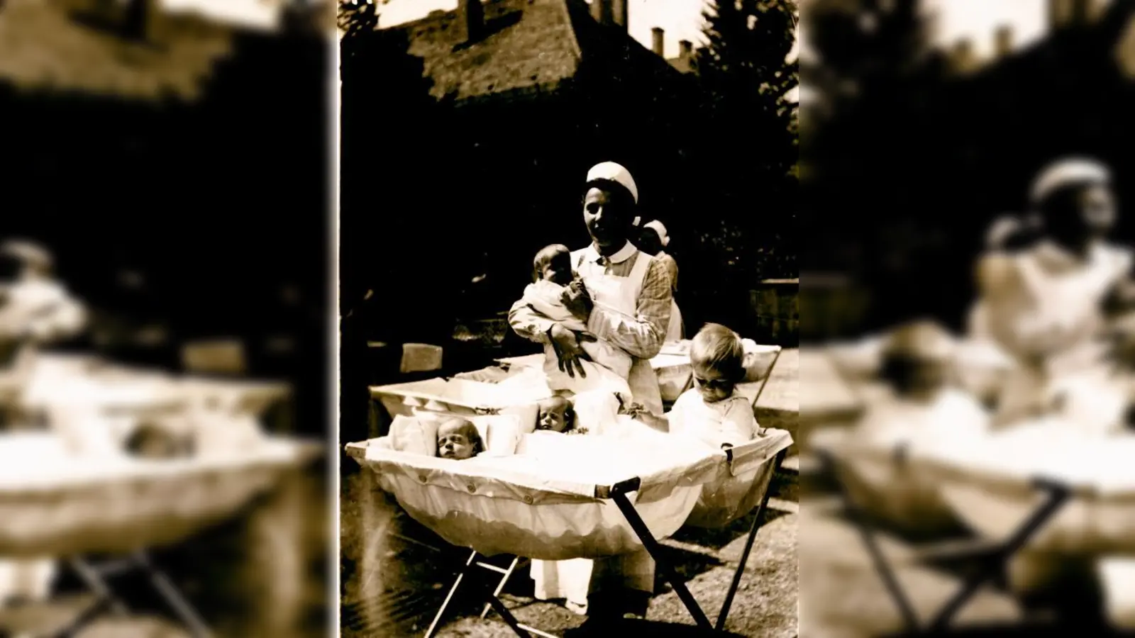 Eine Schwester der neu entstandenen Kinderabteilung, um 1915. 	 (Foto: Sammlung M. Fischbacher)