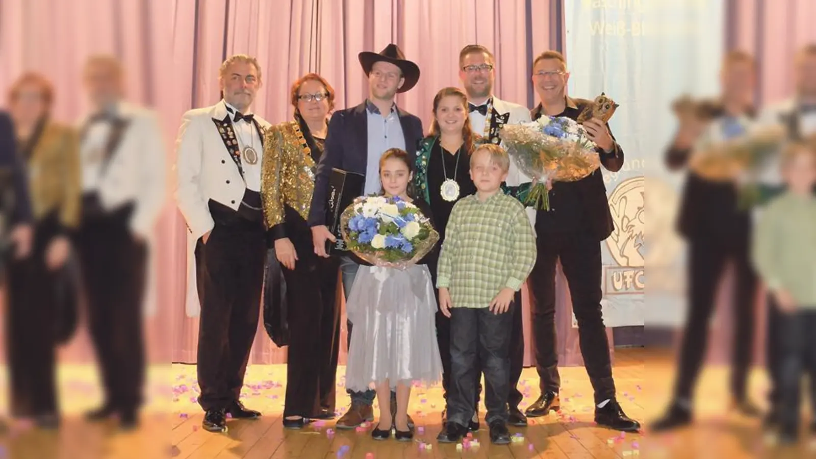 Bernhard Schweissgut (v.l.), Kornelia Schweissgut, Christian I., Tatjana I., Sebastian Schweissgut, Matthias Kock, Selina I. (vorne) und Paul I. 	 (Foto: VA)