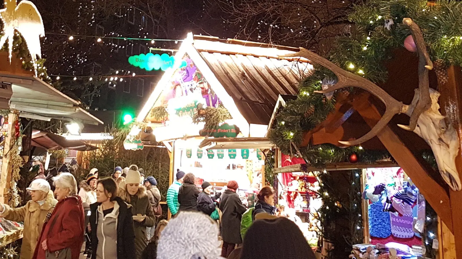 Christkindlmärkte sind bei viele Münchnern beliebt - aber leider auch bei Taschendieben. (Foto: bs/Archiv)