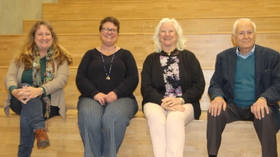 Eine Jury aus Mitgliedern des BA schlug die Kandidaten für die Ehrung „ausgezeichnetes Laim“ vor. Vier der sechs Jurymitglieder: Alexandra Gaßmann, Manuela Sauer, Margit Meier und Peter Stöckle (v. l.). (Foto: kö)