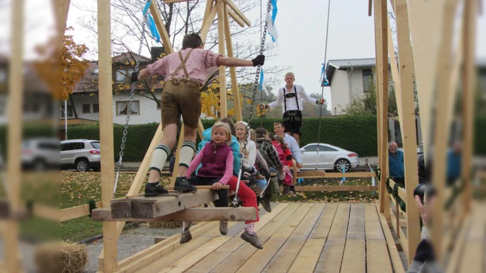 Zu einer zünftigen Kirta gehört die Kirtahutschn unbedingt dazu. (Foto: SG Morgenstern Breitbrunn)