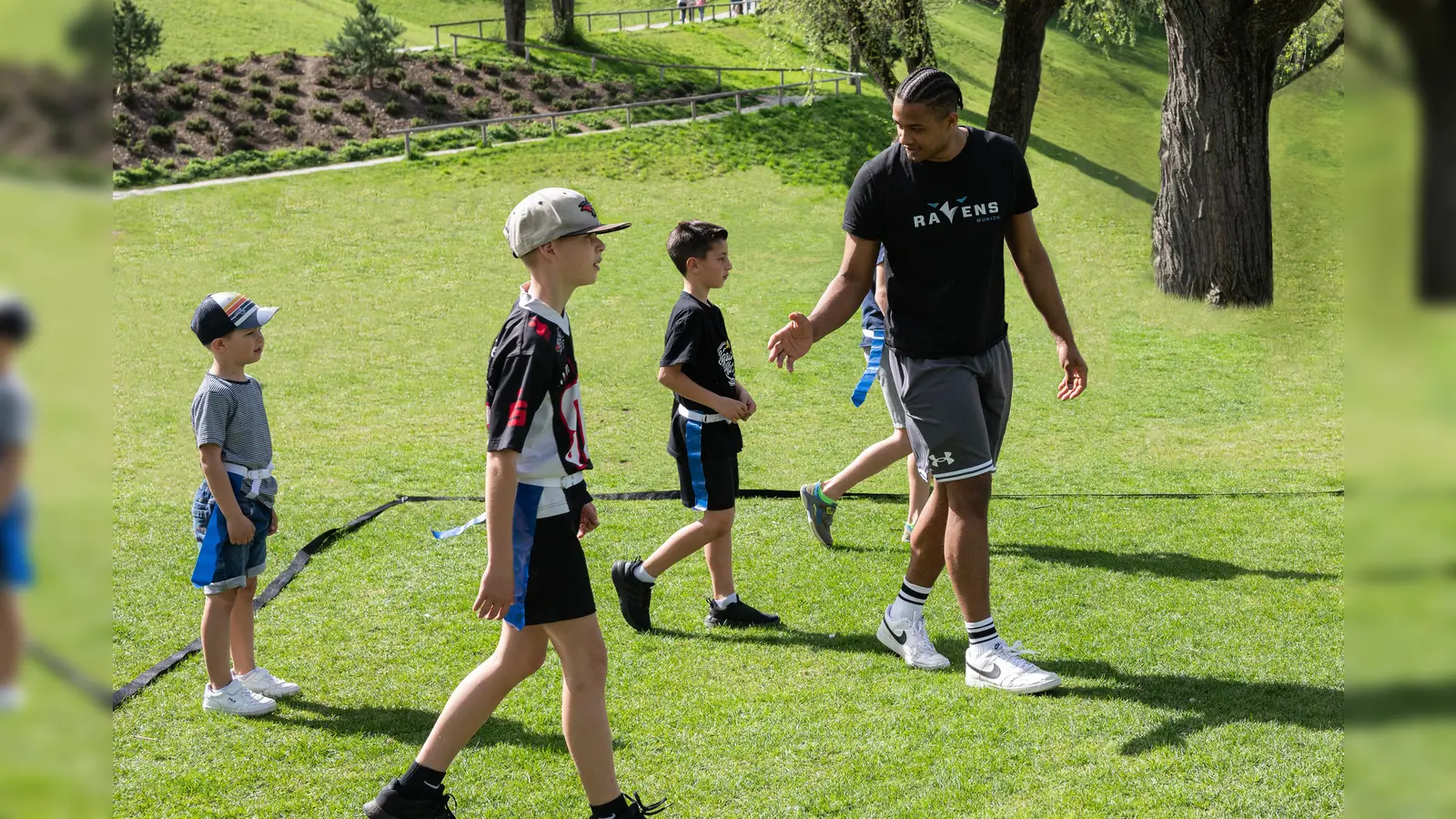 Zusammen mit den Munich Ravens und den Bavarian American Football Academy e.V. richtet der SV-DJK Taufkirchen einen Kompaktkurs im Flag Football für Jugendliche zwischen 12 und 15 Jahren aus. (Foto: Roland Johannes)