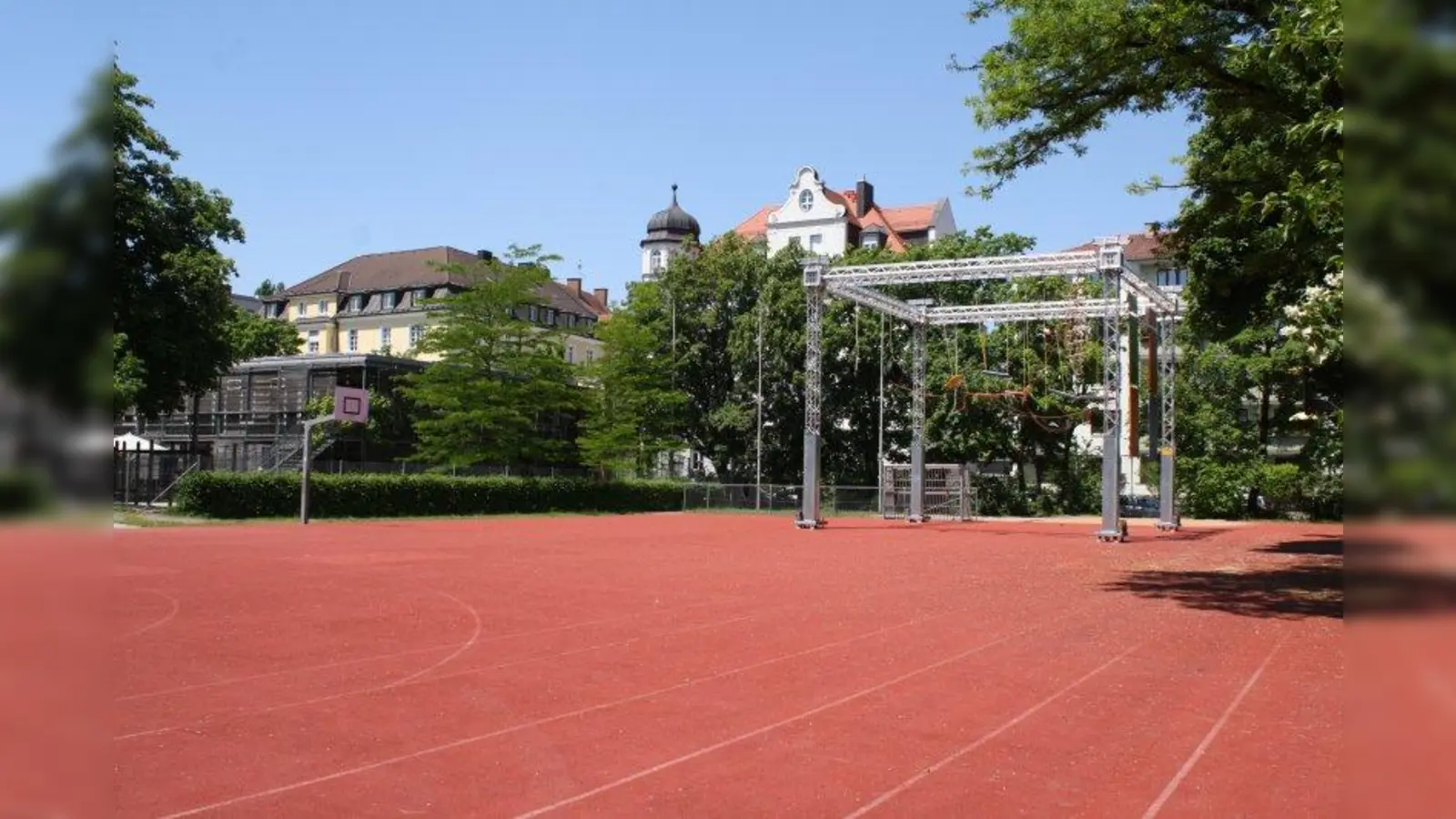Der Sportplatz der Alfonsschule ist nur unter der Woche zugänglich. (Foto: sb)
