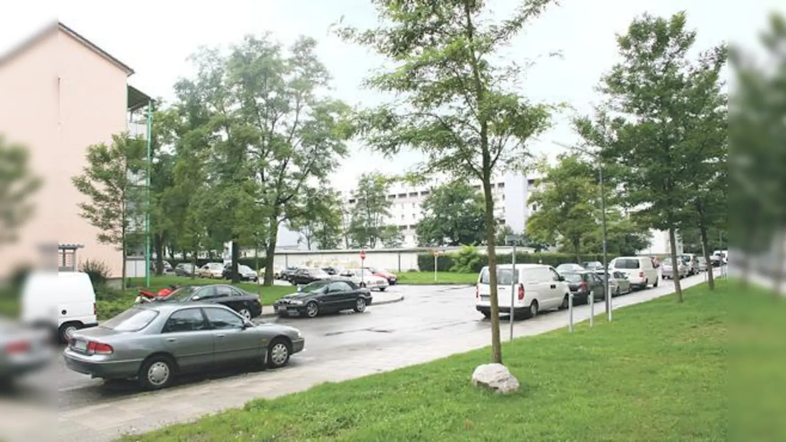 Der hier geplante Neubaukomplex sei unter anderem zu massiv, kritisiert der Bezirksausschuss Feldmoching-Hasenbergl. 	 (Foto: ws)