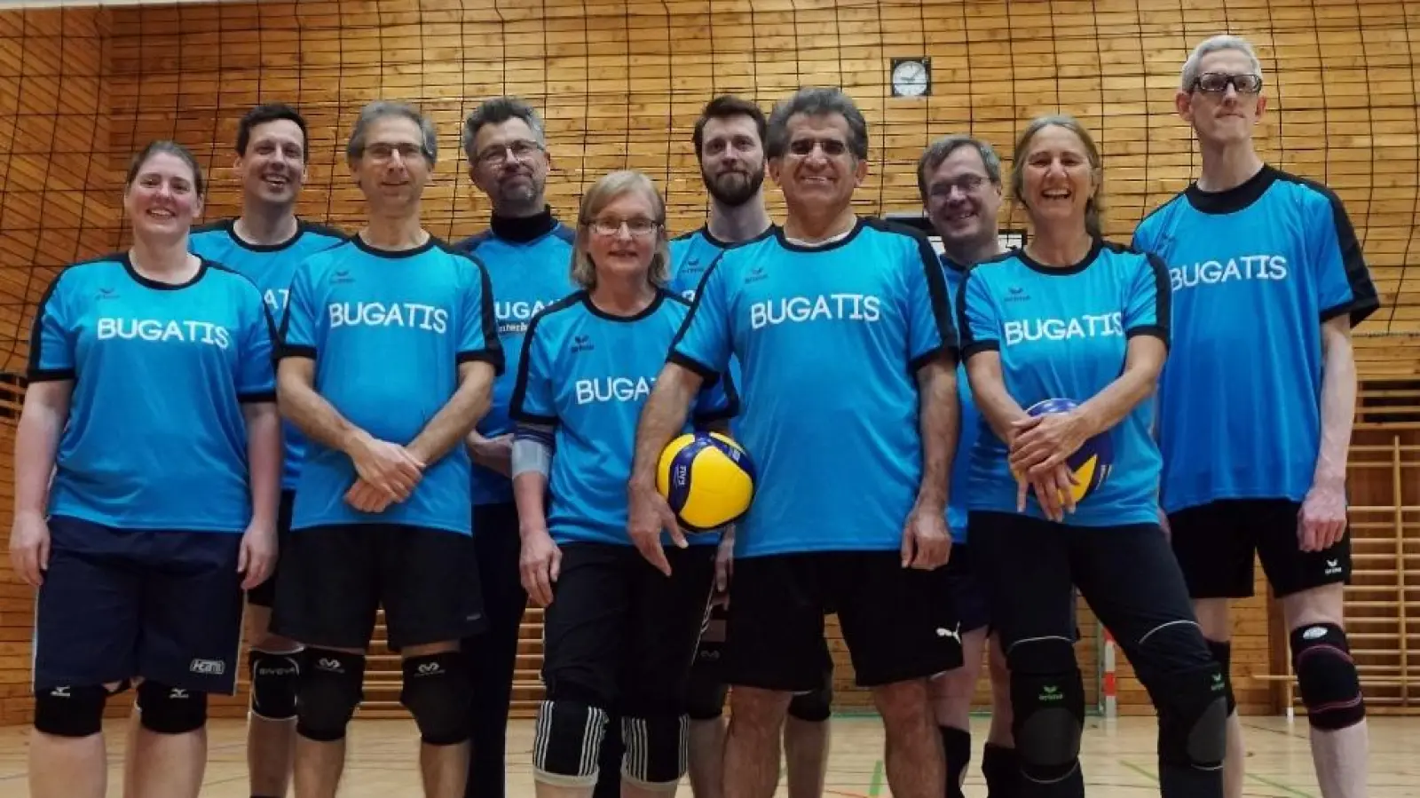 Die Volleyball-Freizeitligamannschaft BUGATIS freut sich über neue Mitspieler. (Foto: TV Riem-Dornach)