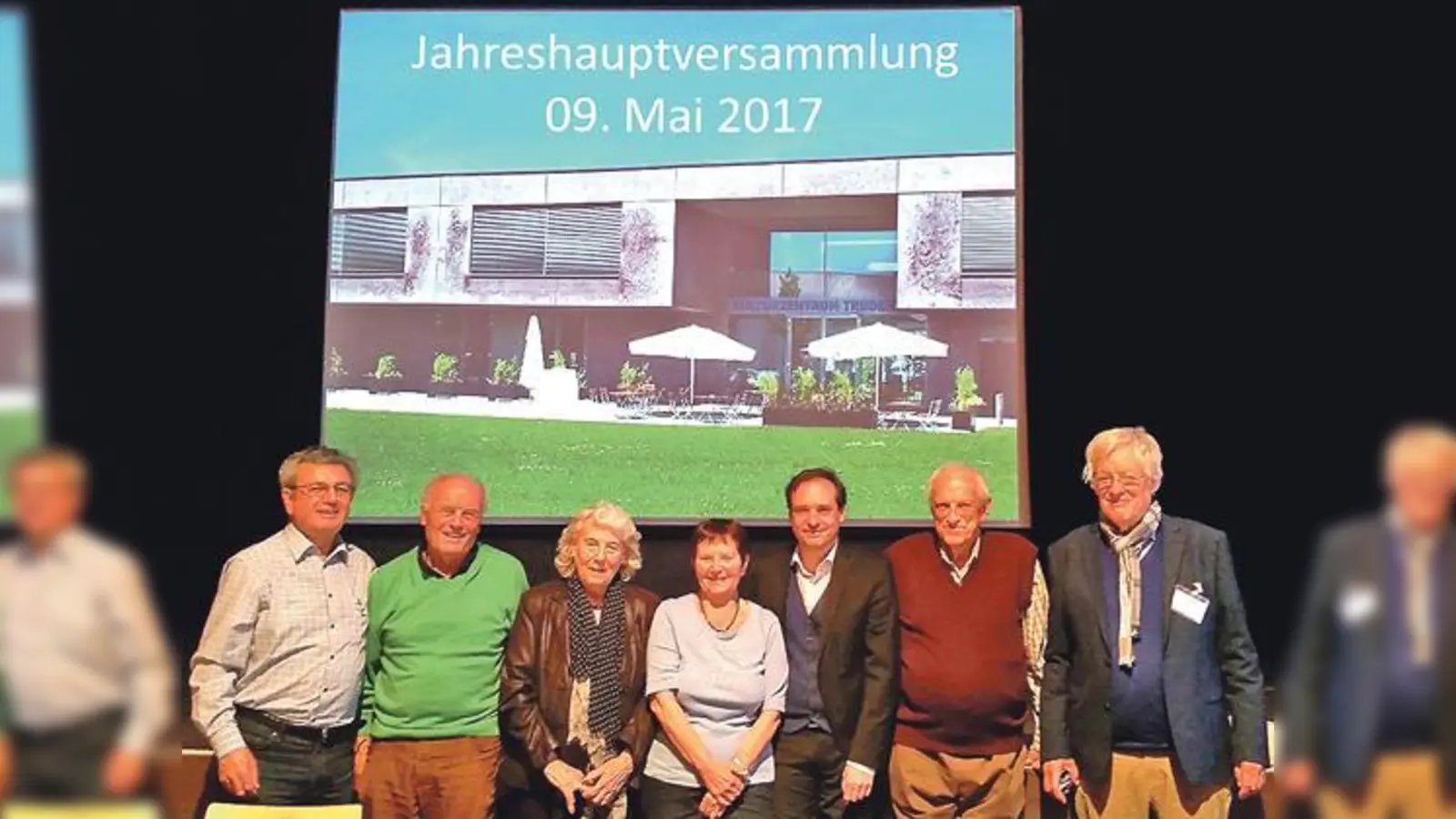 Alter und neuer  (Foto: Joseph Schrank, Erich Ziegltrum, Lotte Elenz, Gerti Ziegltrum, Dr. Ingo Mittermaier, Otto Martinek und Peter Wagner (v.l.n.r.).	Foto:oh)